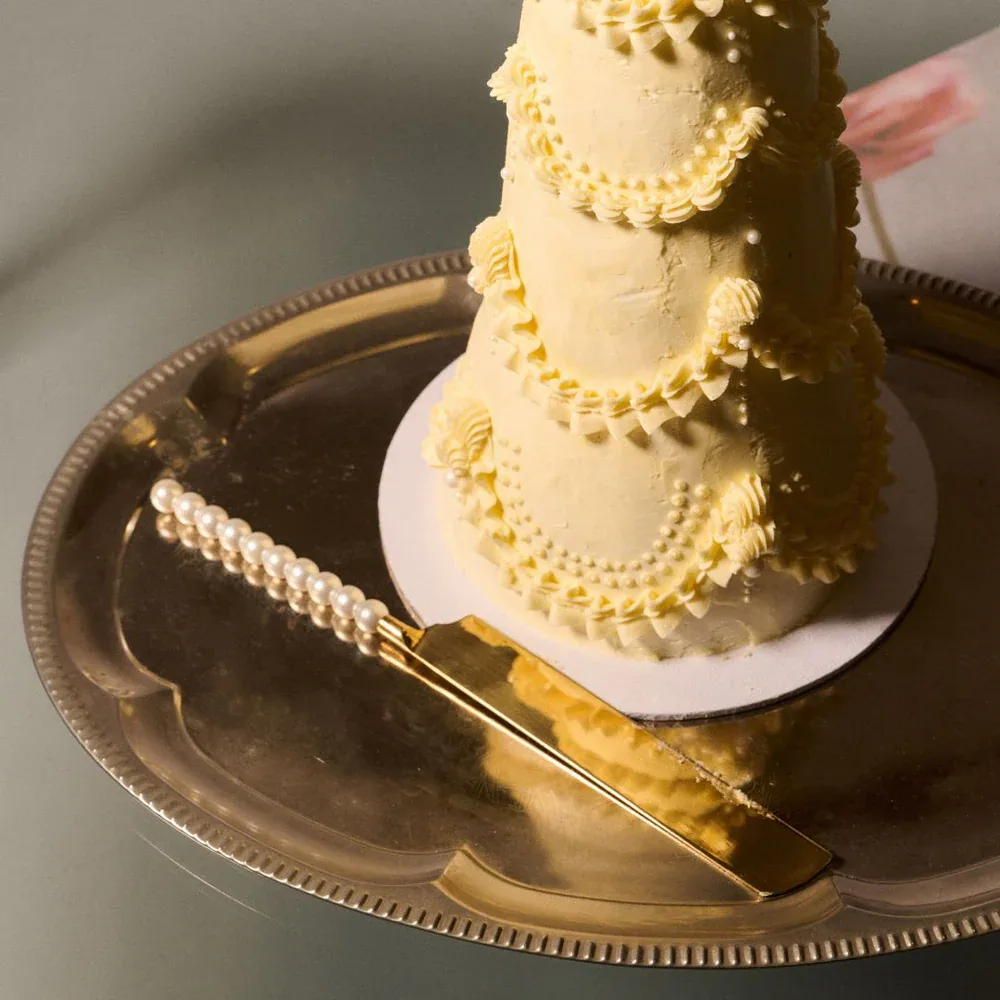 Lepelclub, Pearl Cake Knife