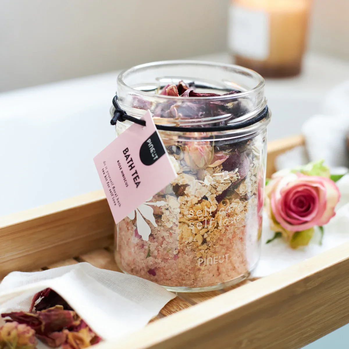 Pineut – Badthee Rose & Hibiscus, 212gr