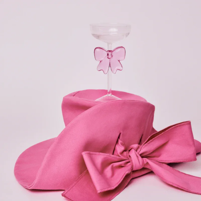 Lepelclub, Bow Coupe Pink