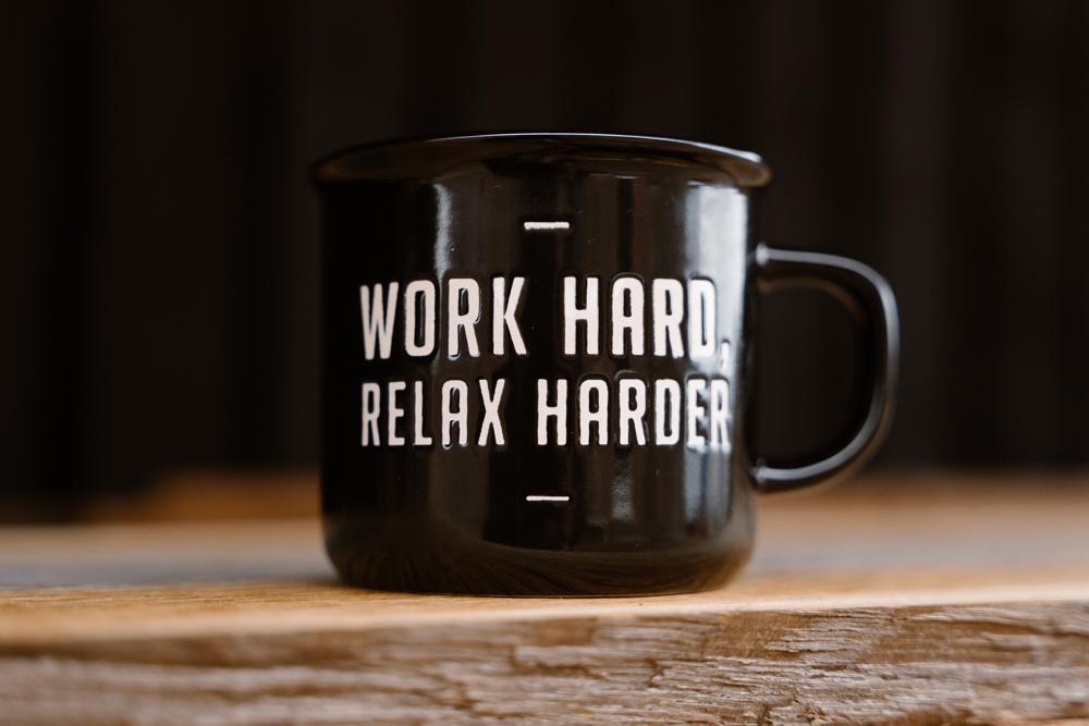 Jens Living - Retro mok 'Work Hard, Relax Harder', 285ml